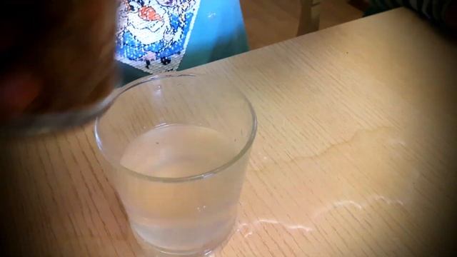 Химичим с марганцем и изюмом. Химия для самых маленьких смотреть онлайн