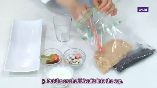 Let's Make "Yummy, Gummy Worm Farm" | Cooking English with Ready, Set, Cook! смотреть онлайн