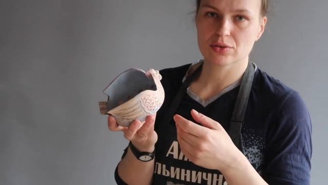 Курочка из красной глины с ангобом смотреть онлайн