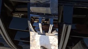 change grill of Mercedes Vito w447 fast and easy way