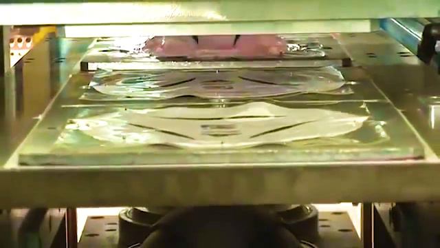 Как шьётся футбольный мяч смотреть онлайн