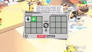 ШОК ТРЕЙДЫ НА НЕОН СОВУ В АДОПТ МИ! Топ трейды на неон совамедведя в адопт ми