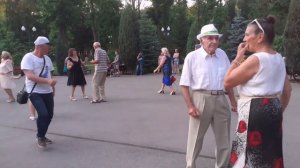 ОЙ, СМЕРЕКО! ТАНЦЫ В ПАРКЕ ГОРЬКОГО ХАРЬКОВ