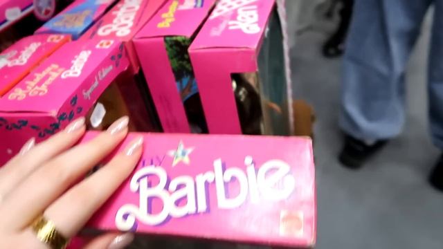 ОСЕННИЙ КУКОЛЬНЫЙ БАЛ НА ТИШИНКЕ 6.10.23-8.10.23 | Обзор кукольной одежды, миниатюры и аксессуаров смотреть онлайн