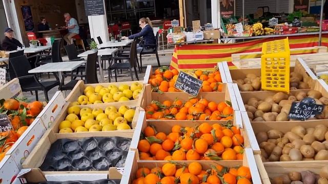 ПОКАЗЫВАЮ ЧТО ПРОДАЮТ НА ФРАНЦУЗСКОМ РЫНКЕ И СКОЛЬКО СЕЙЧАС СТОИТ БАГЕТ В БУЛОЧНОЙ смотреть онлайн
