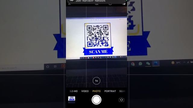 How to Scan QR code on iPhone ?