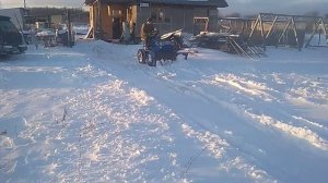 Механизм подъёма лопаты на минитракторе