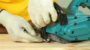 Обзор Машинка шлифовальная щеточная MAKITA 9741