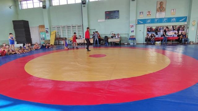 Антонов Мирон 1 схватка в 32 кг Луганск 23 смотреть онлайн