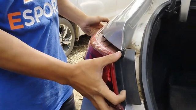 how to remove Rear bumper Hyundai accent ? смотреть онлайн