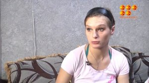 27 летняя женщина с 3 детьми сбежала, в чем была, от мужа садиста