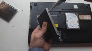 Как правильно, и куда устанавливать SSD в ноутбук / Основные причины медленной работы SSD