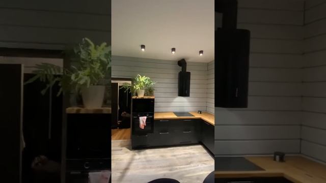 Столешница из старого дуба под 2к маслом Loba. #столешница #столешницадлякухни #лофтдизайн #лофт смотреть онлайн