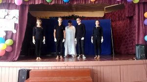 Руки Бог дал нам руки !! Сценка очень интересная ..