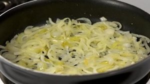 Тушеная свинина на сковороде