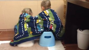 Парят ноги в горчице