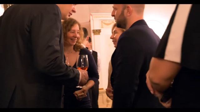 Гастрономический ужин The tastes of Russia смотреть онлайн