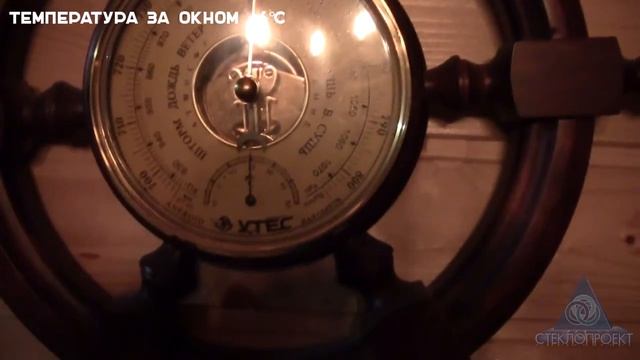 Безрамное остекление зимой