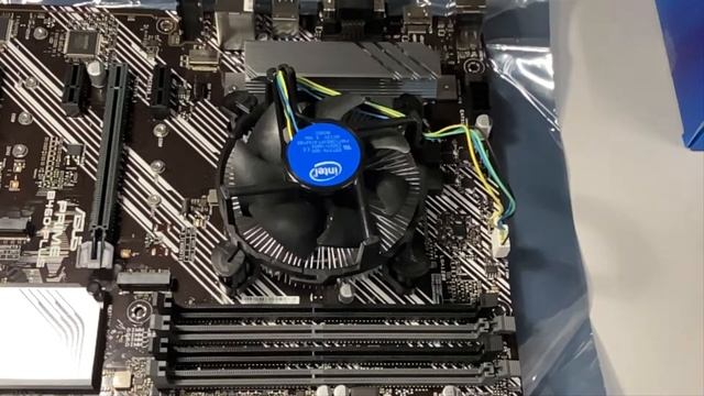 LGA 1200 CPU Install