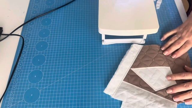 Необычное сшивание лоскутов из стежки/ Интересный пэчворк из болоньевой ткани/