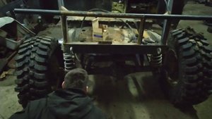 Уаз второя жизнь. 6х6 на шинах низкого давления, первый день разборка