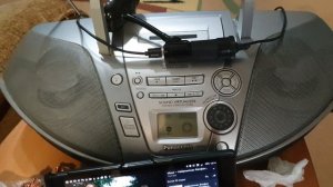 Panasonic RX ES-23 - подключение через FM трансмиттер