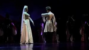 Красивый, национальный танец-приглашение осетин ХОНГА (ГАПиТ «Симд» Юг Осетии)