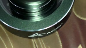 Распаковка и обзор вибродинамика Adin 26W \ Vibration Speaker