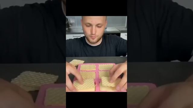 ДОМАШНЕЕ МОРОЖЕННОЕ «КРЕМ-БРЮЛЕ»