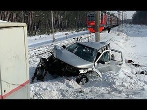 Новоуральск. 1994 г. ЖД переезд к ДОКу.