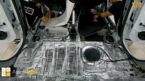 Шумоизоляция пола с арками Lada XRAY Cross в уровне Премиум. Автошум.
