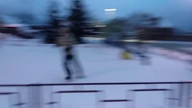 Играем в футбол зимой смотреть онлайн