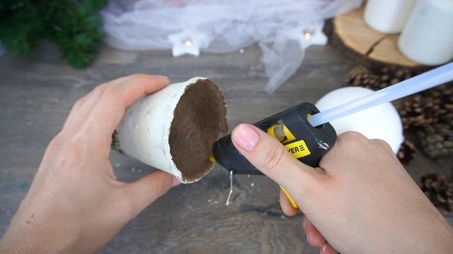 Поделка из шишек своими руками / Новогодняя композиция из шишек / Татьяна Абраменкова