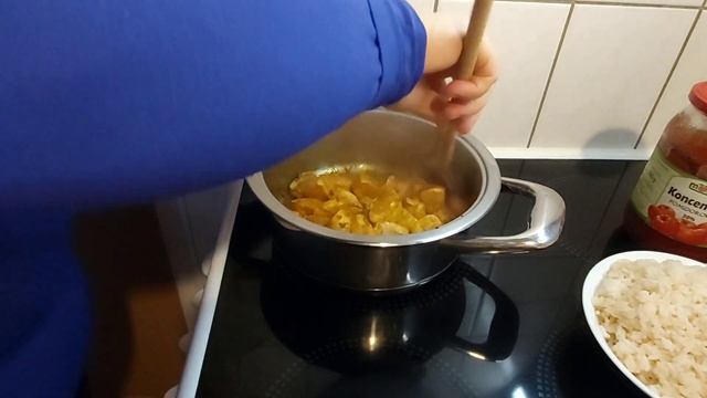 Простой и вкусный обед, куриная грудка с овощами и рисом! смотреть онлайн