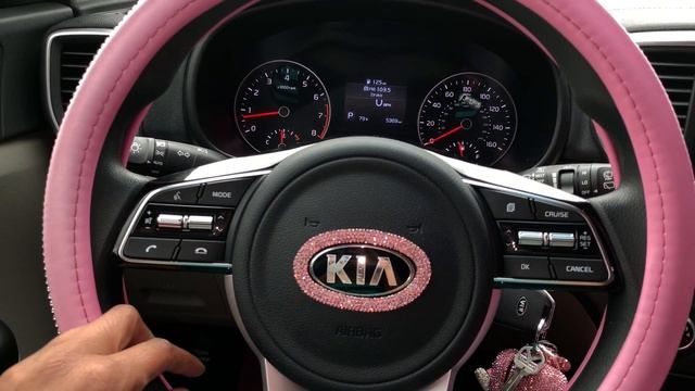 VLOG: NEW CAR TOUR ? PINK EDITION ?( 2021 Kia Sportage ) + THINGS I KEEP IN MY CAR #newcar смотреть онлайн