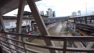 На автобусе в Малайзию. Из Сингапура в Куала-Лумпур. Пещеры Бату.