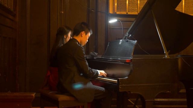 Hungarian Dance No. 5 Duet by J. Brahms смотреть онлайн