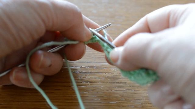 Волнистый узор спицами часть 1 смотреть онлайн