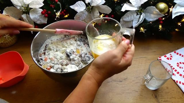 Piegusek szybkie ciasto z makiem i bakaliami, na białkach #bakalie #mak #szybkieciasto #naświęta