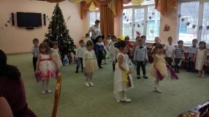 Серебристая зима (Новый Год в детском саду)