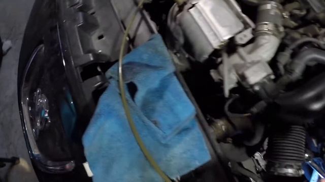 Замена моторного масла и фильтра откачкой на Peugeot RCZ самостоятельно смотреть онлайн