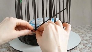 Узор Гусиные лапки. Плетение из бумажной лозы.