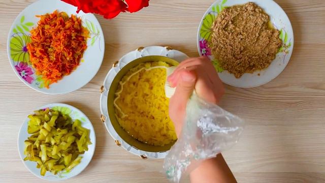 Салат “МИМОЗА” классический рецепт! Оочень вкусный и слоеный!