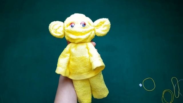 Идея подарка из полотенца. Как складывать полотенца и пледы в виде зверей.