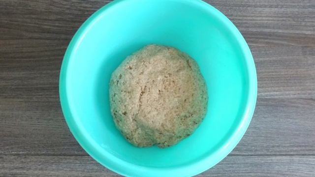 Хлеб из цельнозерновой муки и отрубей