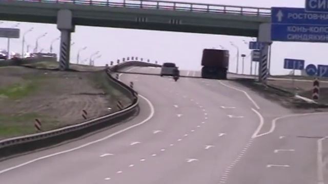 Honda CBR 929 RR, Honda CB 750 едем к морю, любительская съемка смотреть онлайн