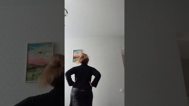 Платье свитер спицами бесшовное чёрное воротник стойка. I am trying black knitted sweater dress.
