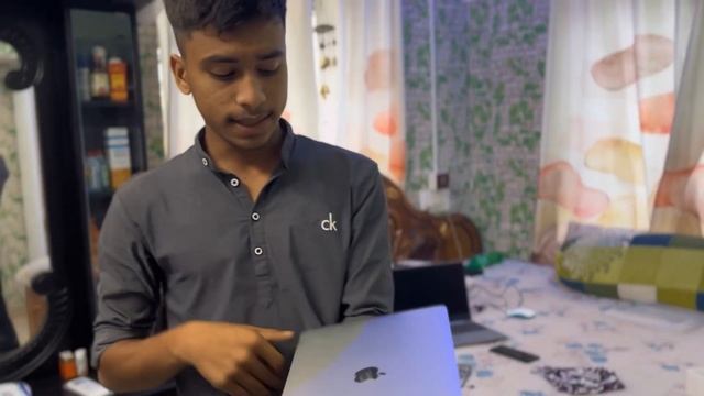 The Future Is Here: Unlocking the Magic of MacBook Air M1 Unboxing" смотреть онлайн