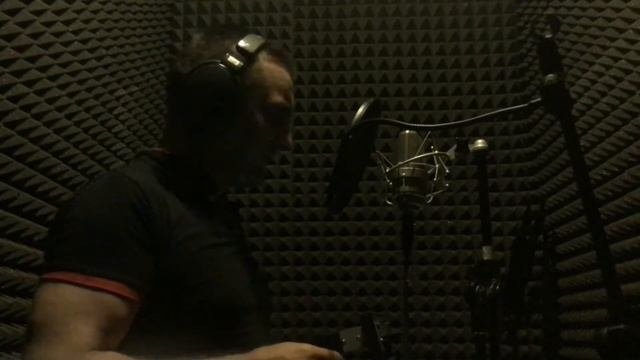 Просто сидеть и молчать и молчать ни о чём