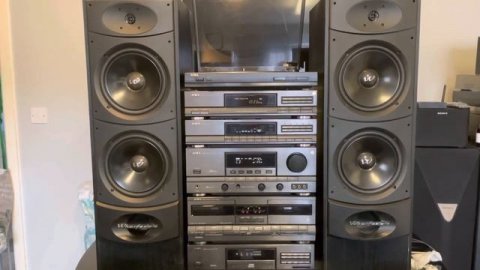 Aiwa Z95 Series Hifi System
